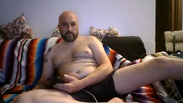 Snapshot of maxxxio12 chatting on June 22, 7:44 pm maxxxio12 online show from June 22, 7:44 pm