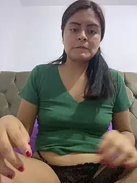 Snapshot of antonella774 chatting on May 18, 10:59 pm antonella774 online show from May 18, 10:59 pm