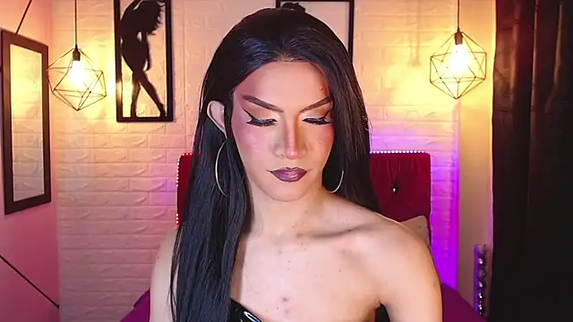 Snapshot of agatha_rodriguez chatting on June 6, 12:54 pm agatha rodriguez online show from June 6, 12:54 pm