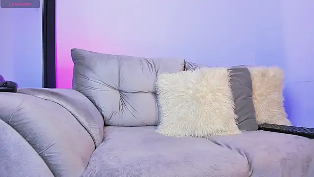 Snapshot of AshtonnSummer chatting on November 11, 8:53 pm AshtonnSummer online show from November 11, 8:53 pm