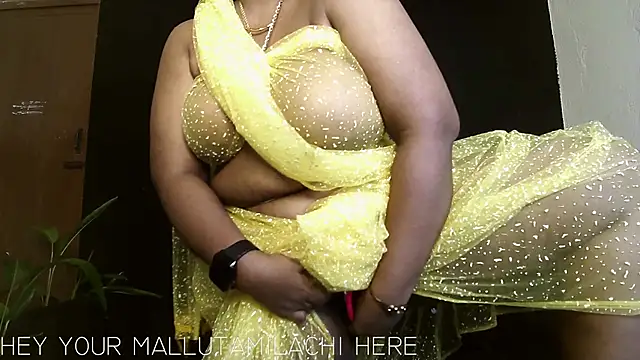 Snapshot of mallutamizhachi chatting on October 12, 4:17 pm mallutamizhachi online show from October 12, 4:17 pm