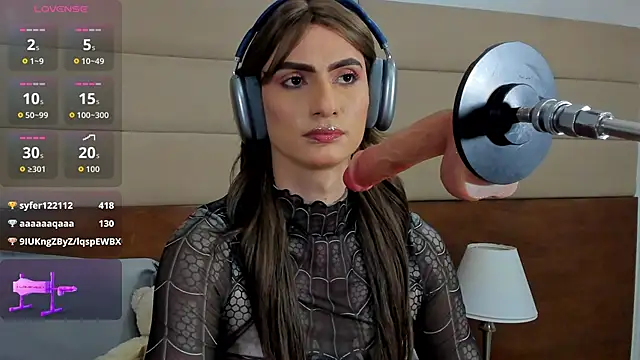 Snapshot of shantall_skinny chatting on November 9, 3:38 am shantall skinny online show from November 9, 3:38 am