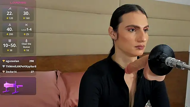 Snapshot of shantall_skinny chatting on November 26, 3:40 am shantall skinny online show from November 26, 3:40 am