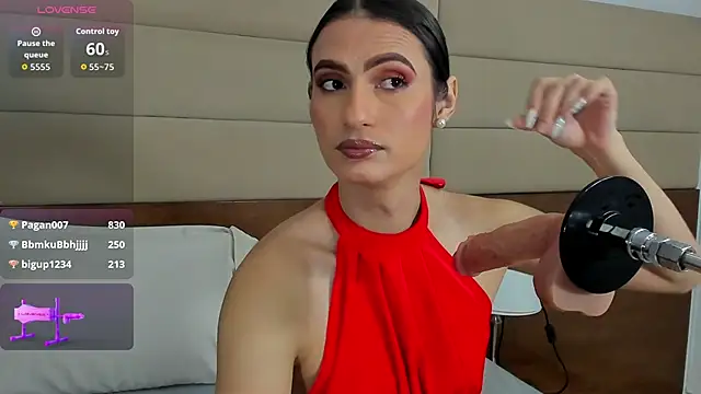 Snapshot of shantall_skinny chatting on November 29, 3:31 am shantall skinny online show from November 29, 3:31 am