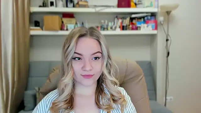 Snapshot of Kara_Smith_ chatting on November 20, 12:55 am Kara Smith online show from November 20, 12:55 am