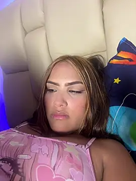 Snapshot of iamsara_21 chatting on May 31, 4:42 am iamsara 21 online show from May 31, 4:42 am