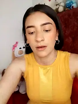 Snapshot of HOLY_DOLL chatting on March 20, 3:47 pm HOLY DOLL online show from March 20, 3:47 pm