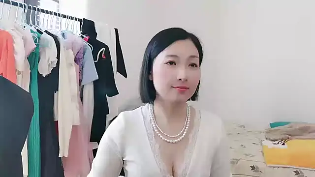 Snapshot of Rachel-6600 chatting on November 24, 2:22 am Rachel-6600 online show from November 24, 2:22 am