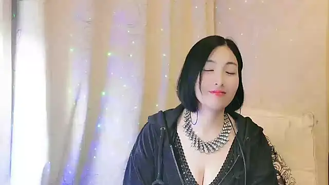 Rachel-6600 online show from May 14, 1:40 pm