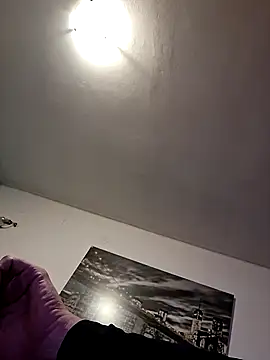 Snapshot of marco199077 chatting on February 20, 6:19 pm marco199077 online show from February 20, 6:19 pm