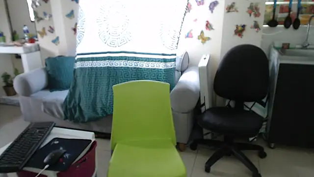 Snapshot of Olgahunder chatting on July 13, 5:38 pm Olgahunder online show from July 13, 5:38 pm
