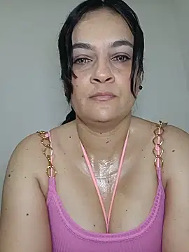 megan milf79 online show from July 8, 3:27 pm