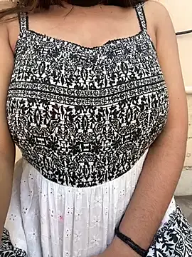 lustyindiancouple online show from February 21, 9:43 am