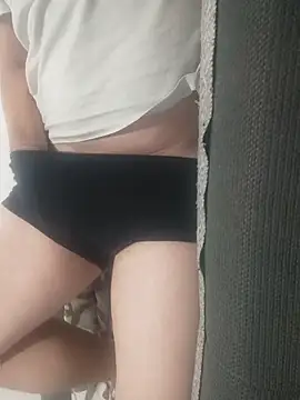 gui67675 online show from October 15, 8:31 pm