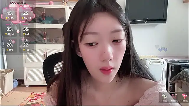 Snapshot of umi-dd chatting on June 27, 3:55 am umi-dd online show from June 27, 3:55 am