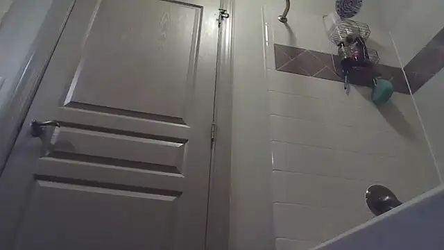 whowantsacreampie online show from October 22, 11:43 am