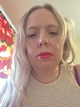 Snapshot of Irina3718 chatting on July 30, 10:36 am Irina3718 online show from July 30, 10:36 am