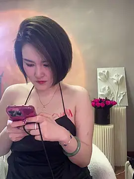 Snapshot of Baby-youyou chatting on March 19, 2:37 am Baby-youyou online show from March 19, 2:37 am