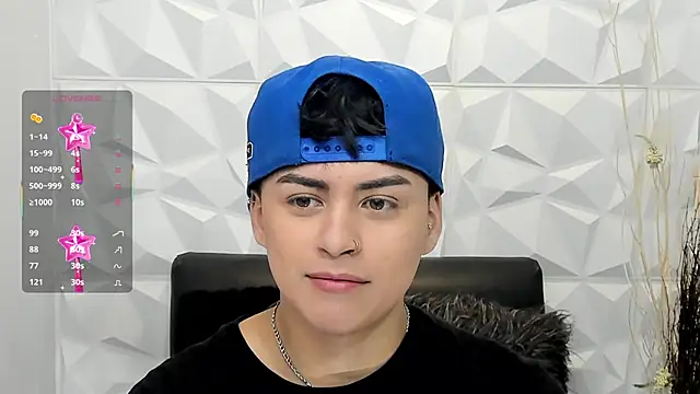 Snapshot of Sam_Daves chatting on November 10, 1:32 pm Sam Daves online show from November 10, 1:32 pm