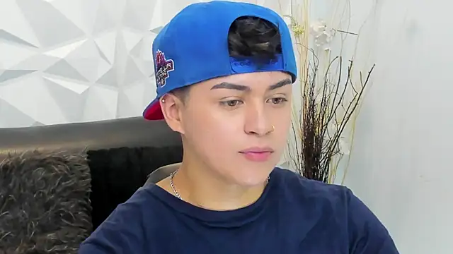 Snapshot of Sam_Daves chatting on November 27, 2:19 pm Sam Daves online show from November 27, 2:19 pm