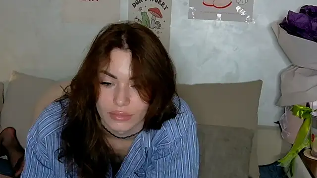Snapshot of SweetDarling7 chatting on June 9, 12:28 pm SweetDarling7 online show from June 9, 12:28 pm