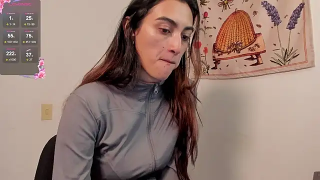 Gabee7  online show from October 24, 3:30 pm