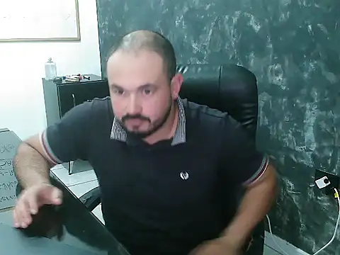 Snapshot of Gato0128 chatting on June 7, 4:11 pm Gato0128 online show from June 7, 4:11 pm
