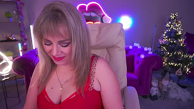 CandyLadyyy online show from December 19, 9:44 pm