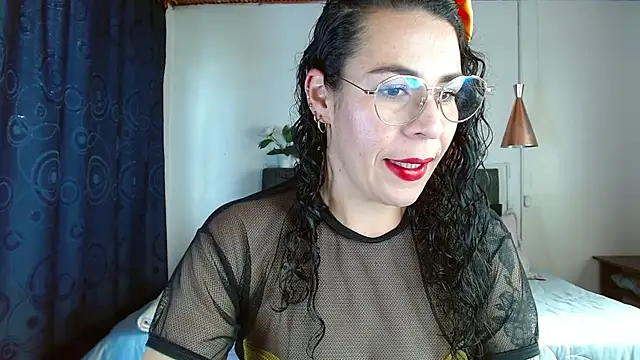 mia velvet1 online show from March 16, 1:49 pm