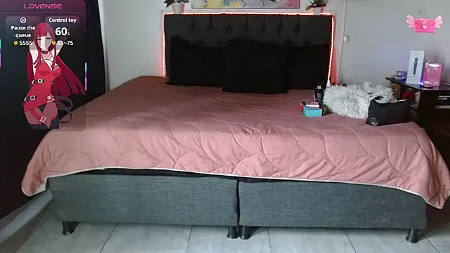 mia velvet1 online show from November 17, 1:39 pm