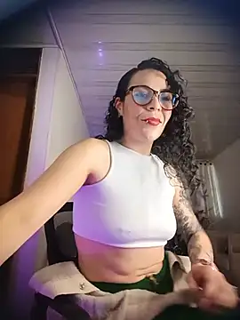 Snapshot of mia_velvet1 chatting on July 13, 11:46 am mia velvet1 online show from July 13, 11:46 am