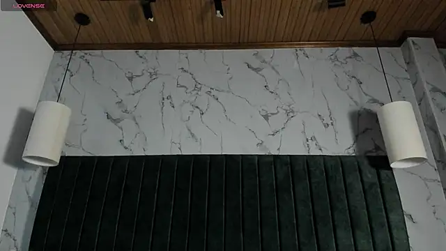 labrinthteasing online show from November 28, 3:04 pm