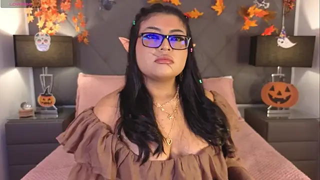 Snapshot of Alexa_Madisson chatting on October 30, 8:31 pm Alexa Madisson online show from October 30, 8:31 pm