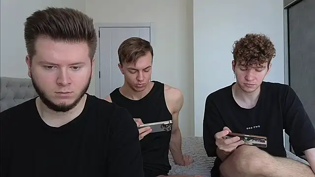 Snapshot of boys_sobolisha chatting on June 7, 9:13 am boys sobolisha online show from June 7, 9:13 am