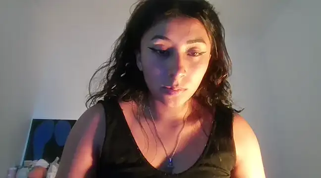 Snapshot of Khalessi-j chatting on March 13, 4:34 pm Khalessi-j online show from March 13, 4:34 pm