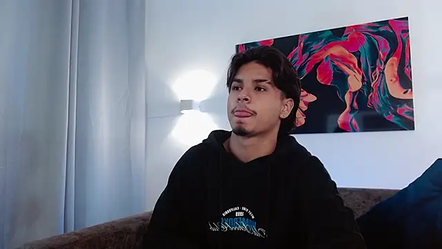 MathewAdams online show from October 17, 6:21 pm