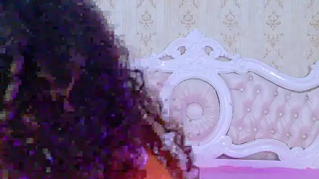 CamilaJohnston online show from June 25, 1:04 pm