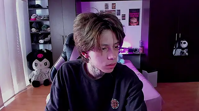 xIce Boy online show from February 26, 2:49 pm