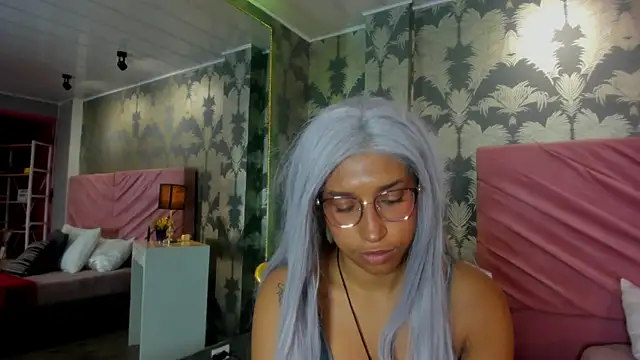 Snapshot of Karin_Ks chatting on November 21, 7:56 pm Karin Ks online show from November 21, 7:56 pm