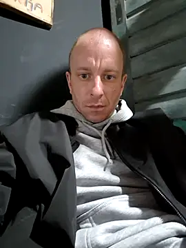 svenpfeifer online show from March 11, 5:46 pm