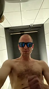 svenpfeifer online show from March 22, 5:39 am