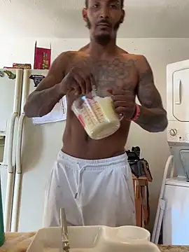 Snapshot of Foxdaguy chatting on October 22, 3:34 pm Foxdaguy online show from October 22, 3:34 pm