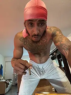 Foxdaguy online show from December 19, 2:46 pm