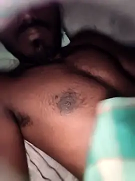 PolarFriend0 online show from February 24, 6:28 pm