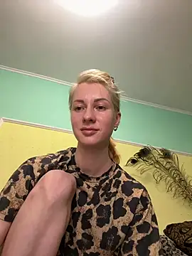 Snapshot of _Black-Panther_ chatting on June 14, 5:04 pm Black-Panther online show from June 14, 5:04 pm