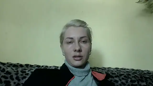 Snapshot of _Black-Panther_ chatting on June 15, 1:46 pm Black-Panther online show from June 15, 1:46 pm