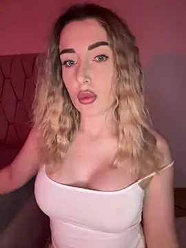 -IrisDiamond- online show from March 18, 4:32 pm