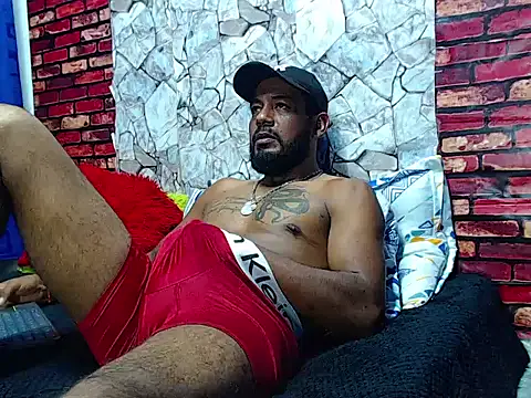 BladeFoxxx1 online show from July 28, 2:51 am