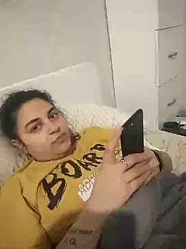 Snapshot of Veramaia chatting on March 14, 1:57 pm Veramaia online show from March 14, 1:57 pm