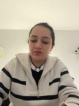 Snapshot of Isa_1207 chatting on May 31, 3:52 pm Isa 1207 online show from May 31, 3:52 pm